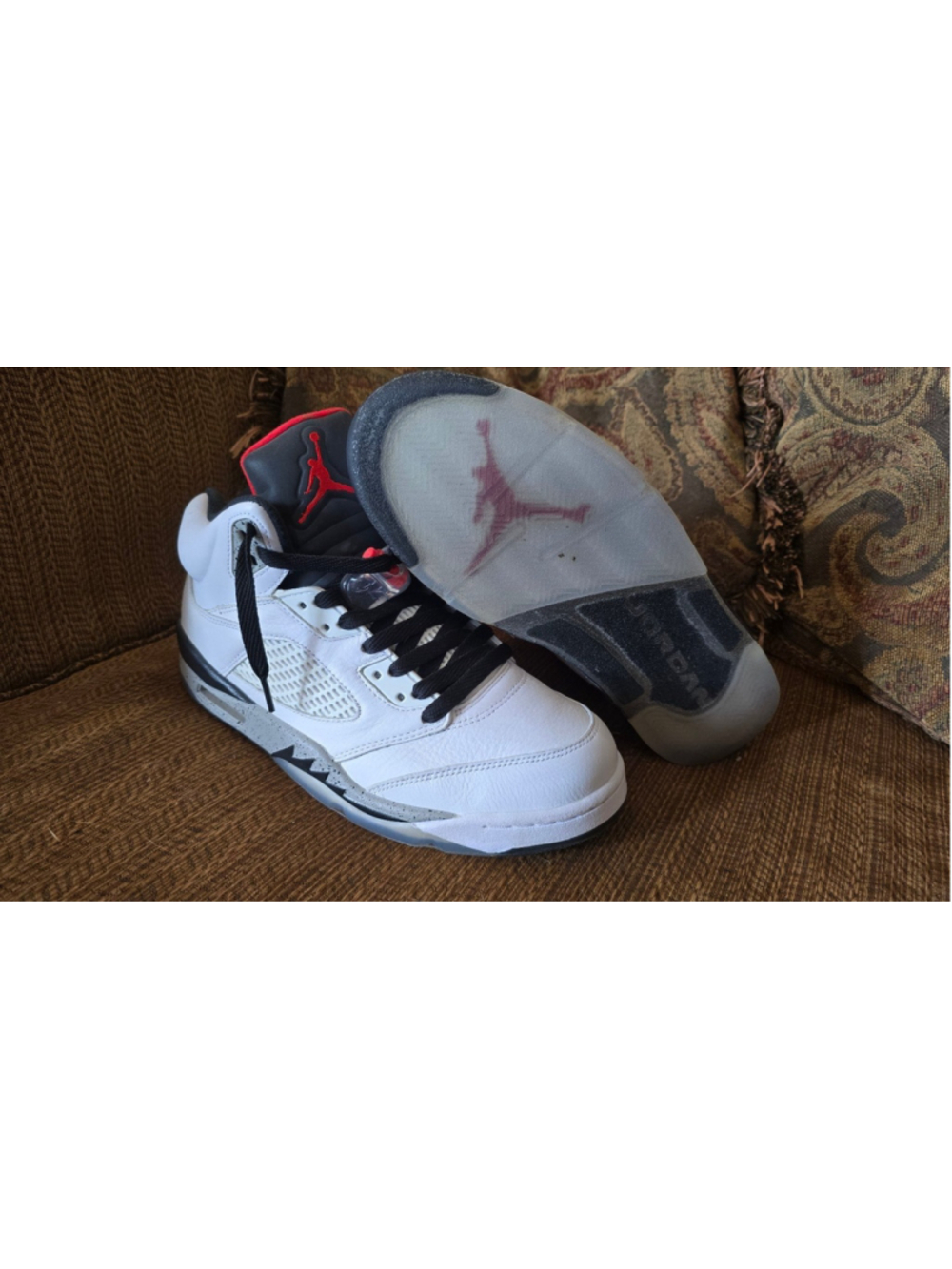 Jordan retro 5 white cement size10.5 136027-104